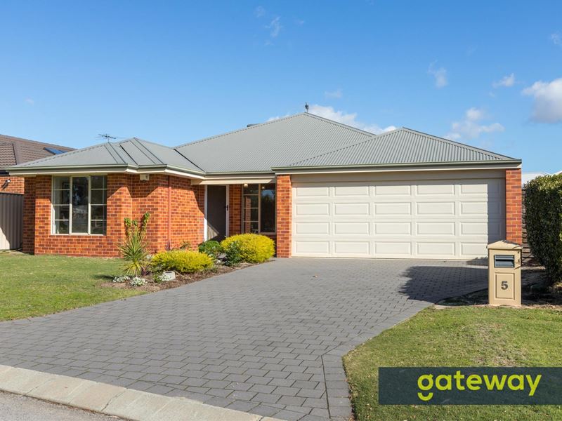 5 Versailles Parkway, Aubin Grove WA 6164