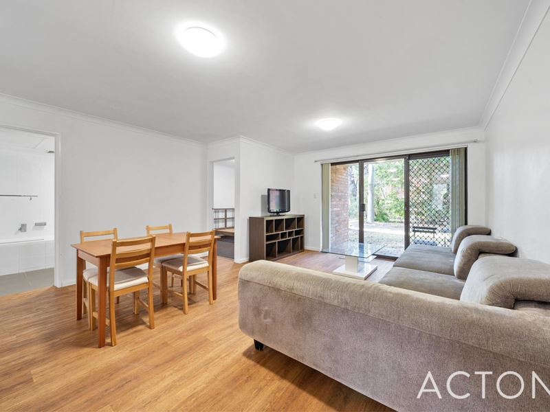 4/50 Moondine Drive, Wembley