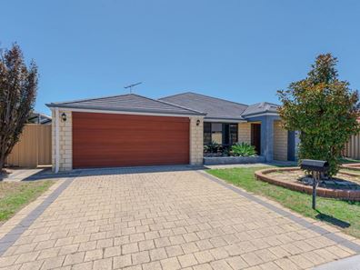 23 Champaigne Drive, Tapping WA 6065