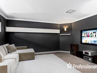 41 Clover Approach, Seville Grove WA 6112