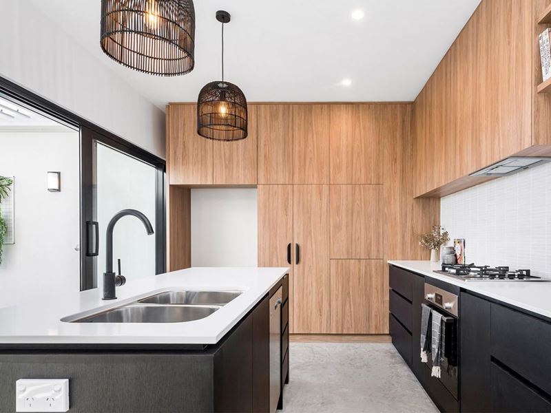 #8/13 Bold Court, Leederville