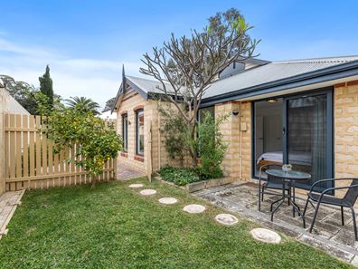 92a Waddell Road, Bicton WA 6157