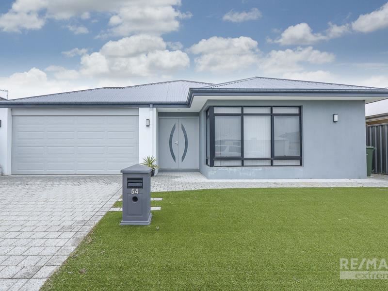 54 Cabernet Loop, Pearsall