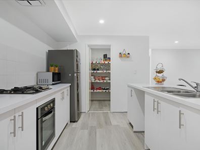 333 Westfield Road, Seville Grove WA 6112