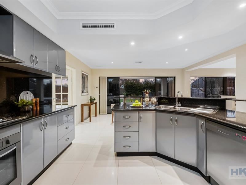 12 Fewson Turn, Ellenbrook