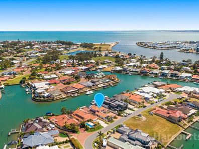 44 Cambria Island Retreat, Halls Head WA 6210
