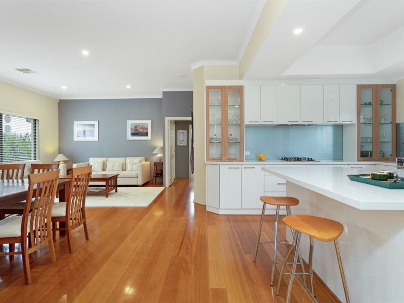 30 Easton Lane, Doubleview