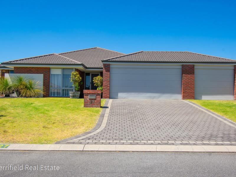 27 Notley Street, Yakamia WA 6330