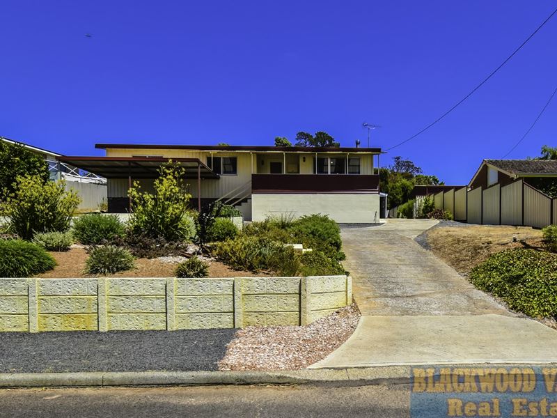 3 Purse Terrace, Boyup Brook