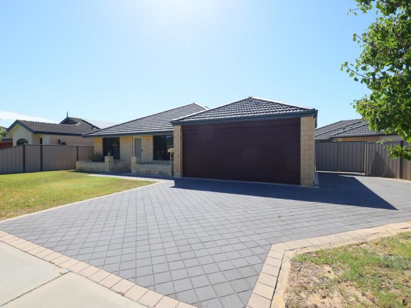 120 Canna Drive, Canning Vale WA 6155