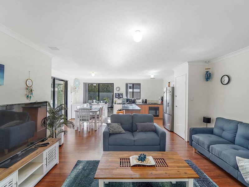 10 Palm Corner, Quinns Rocks