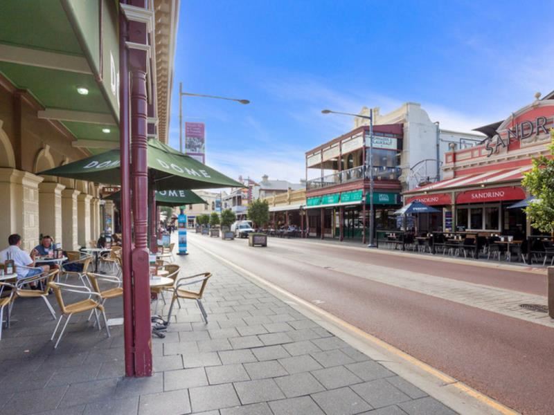 14 Rochfort Way, Fremantle