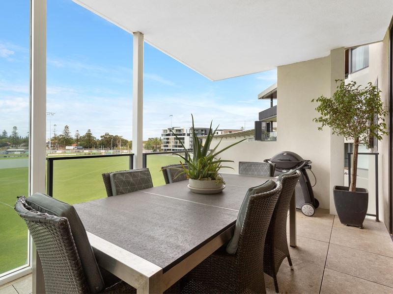 75/7 Davies Road, Claremont