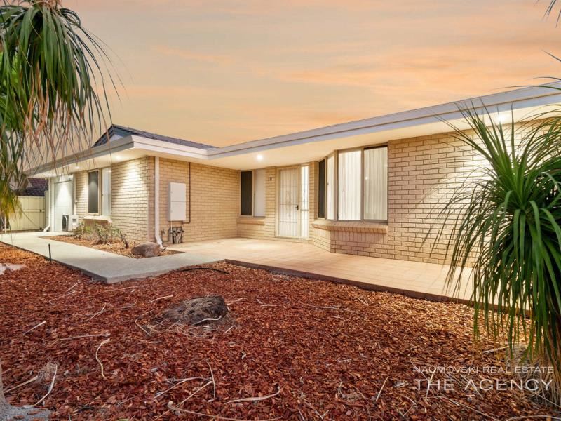 18 Constantine Way, Marangaroo