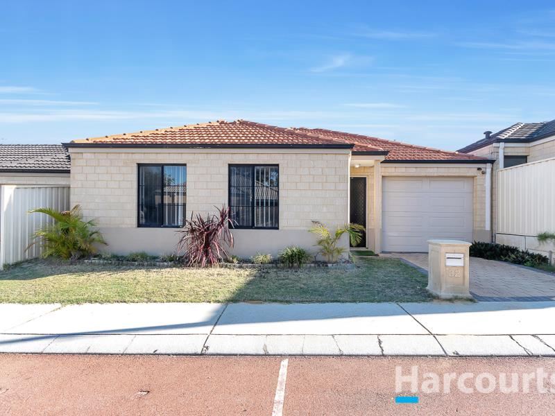 32 Jedburgh Loop, Sinagra WA 6065