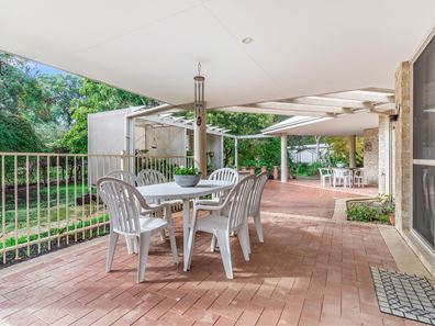 169 Pleasant Grove Circle, Falcon WA 6210