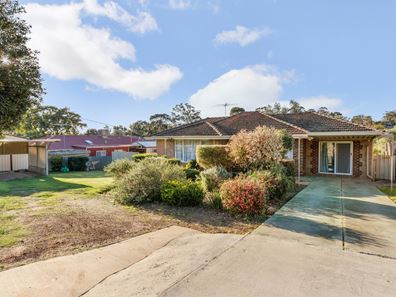 3 Arundle Avenue, Greenmount WA 6056