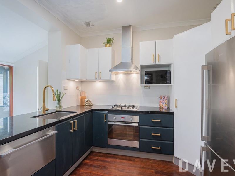 1/110 Birdwood Street, Innaloo