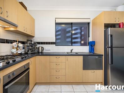 8/29 Egham Road, Lathlain WA 6100