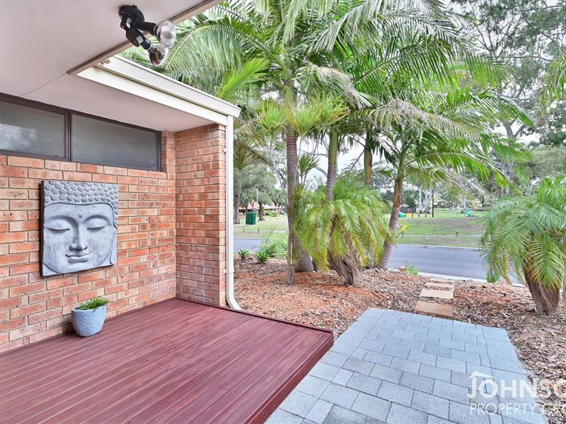 2 Bluegum Place, Ballajura WA 6066