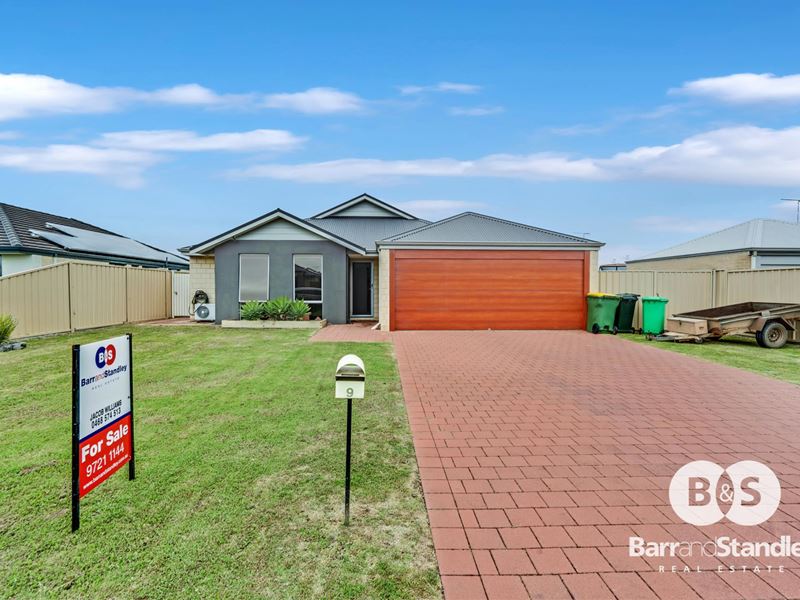 9 Wuraming Bend, Dalyellup WA 6230