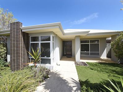 26 Hollington Boulevard, Alkimos WA 6038