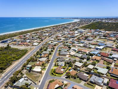 47 Seaview Boulevard, Wandina WA 6530