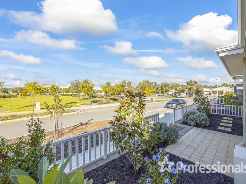 1/8 Yathroo Way, Ellenbrook