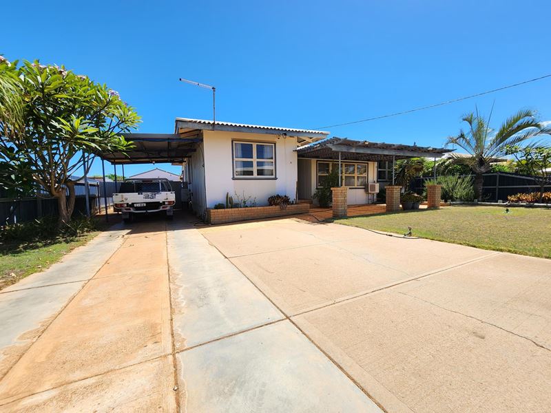 6 Hammond Street, Carnarvon