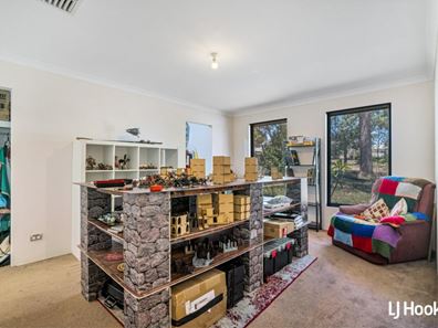 124 Beauchamp Loop, Wellard WA 6170