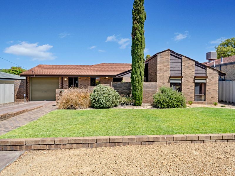 7 Stanton Crescent, Greenwood