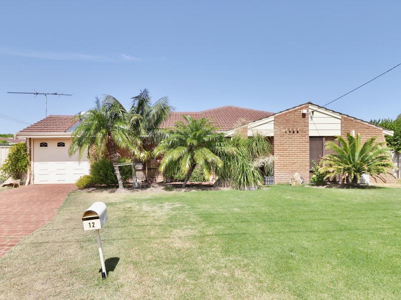12 Lakemba Way, Waikiki