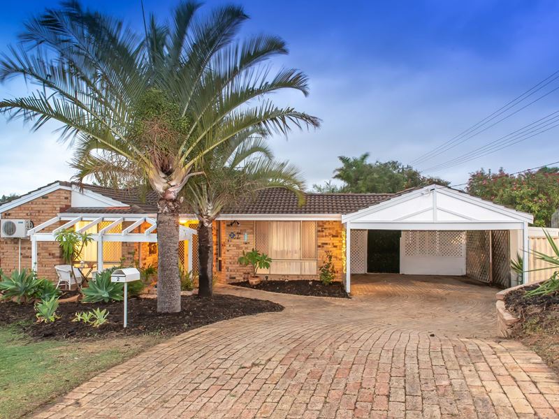 2 Haddington Street, Beldon WA 6027