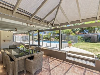 60 Fairway Circle, Connolly WA 6027