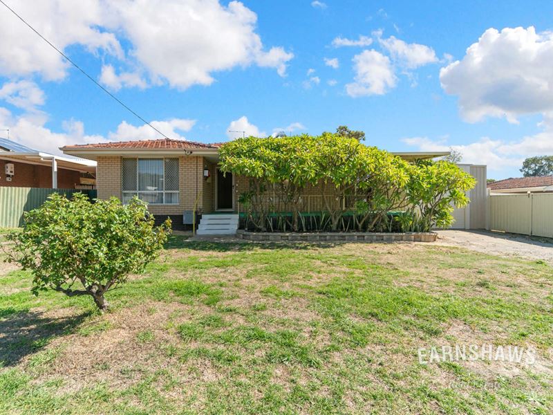 17 Travers Way, Swan View