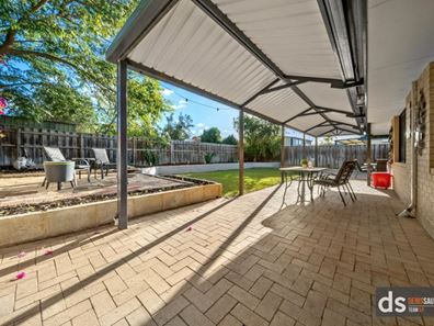 30 Tokara Avenue, Henley Brook WA 6055