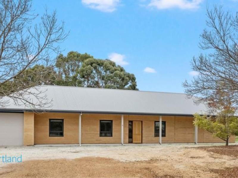 5 Robinia Way, Kangaroo Gully
