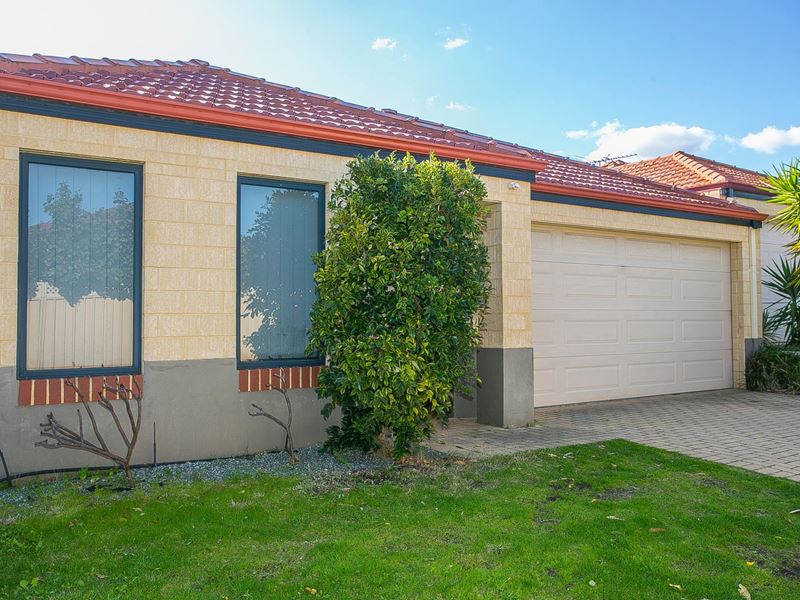 47 Jedburgh Loop, Sinagra