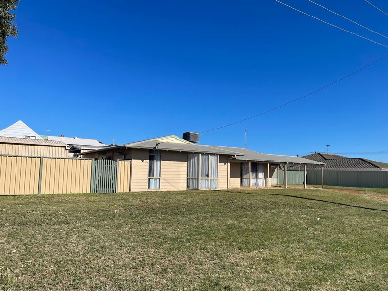 1 Norrish Drive, Port Denison