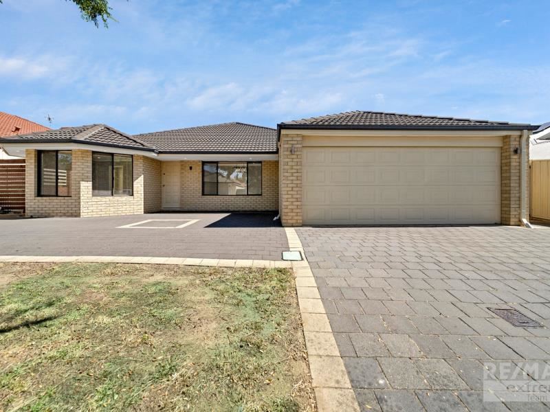 67 Archimedes Crescent, Tapping