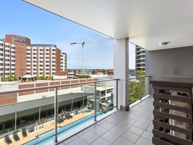 68/131 Adelaide Terrace, East Perth WA 6004