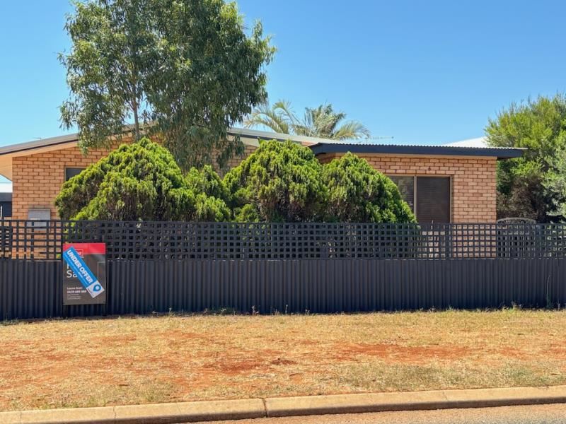 10 Hope Street, East Carnarvon