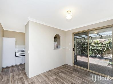 1/24 Southdown Place, Thornlie WA 6108