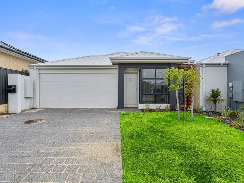 7 Netherton Way, Aveley