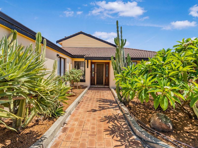 23 Bridge Road, Canning Vale WA 6155