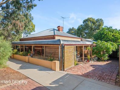 49 Daly Street, South Fremantle WA 6162