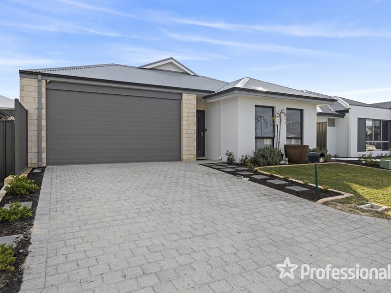 11 Beautiful Road, Banksia Grove WA 6031