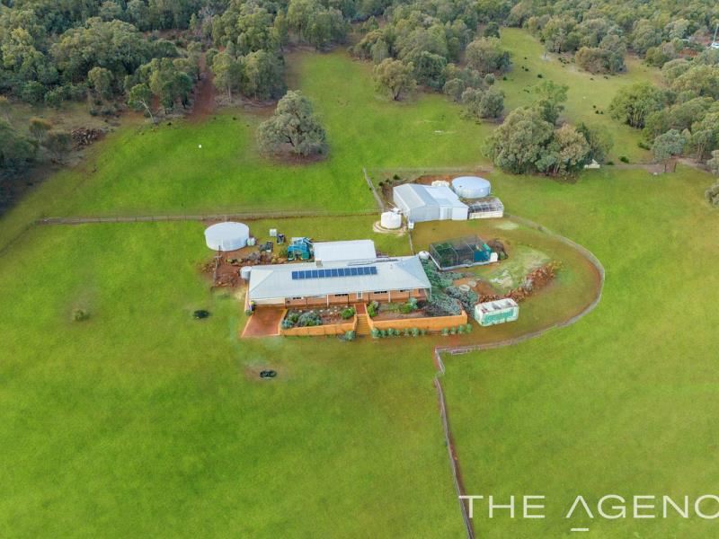 2 McGellin Way, Morangup WA 6083