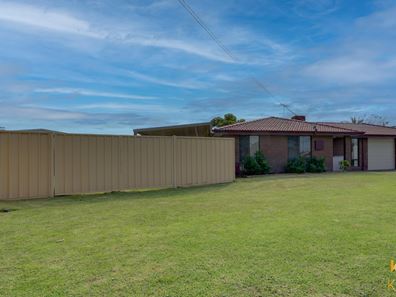 14A Toora Pl, Cooloongup WA 6168