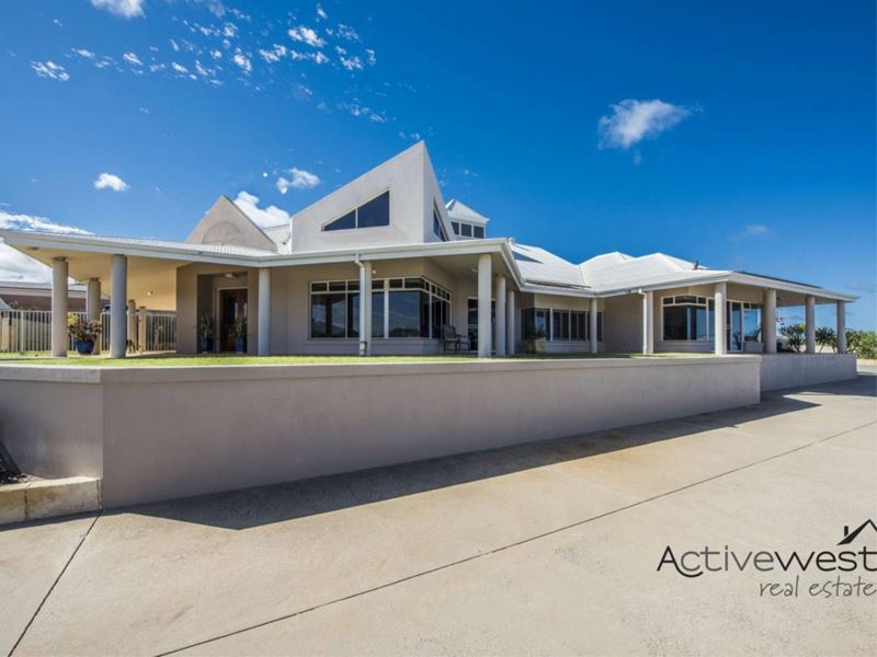 20 Eakins Crescent, Wandina